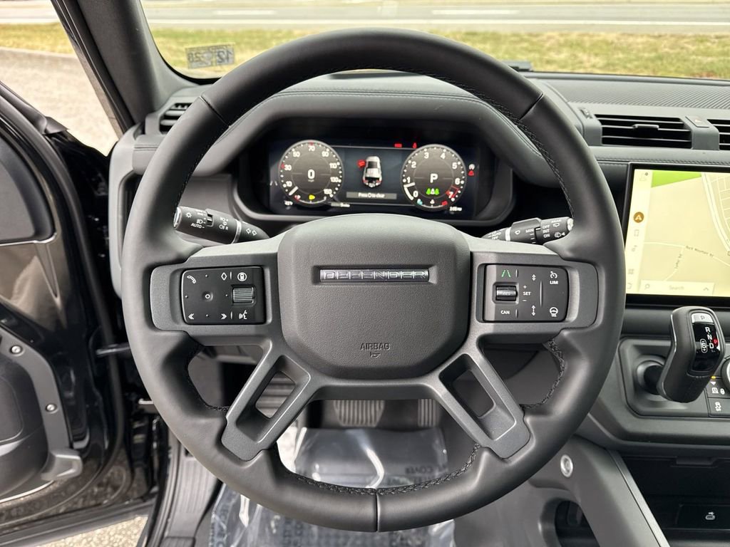 New 2025 Land Rover Defender 110 X-Dynamic SE image 16