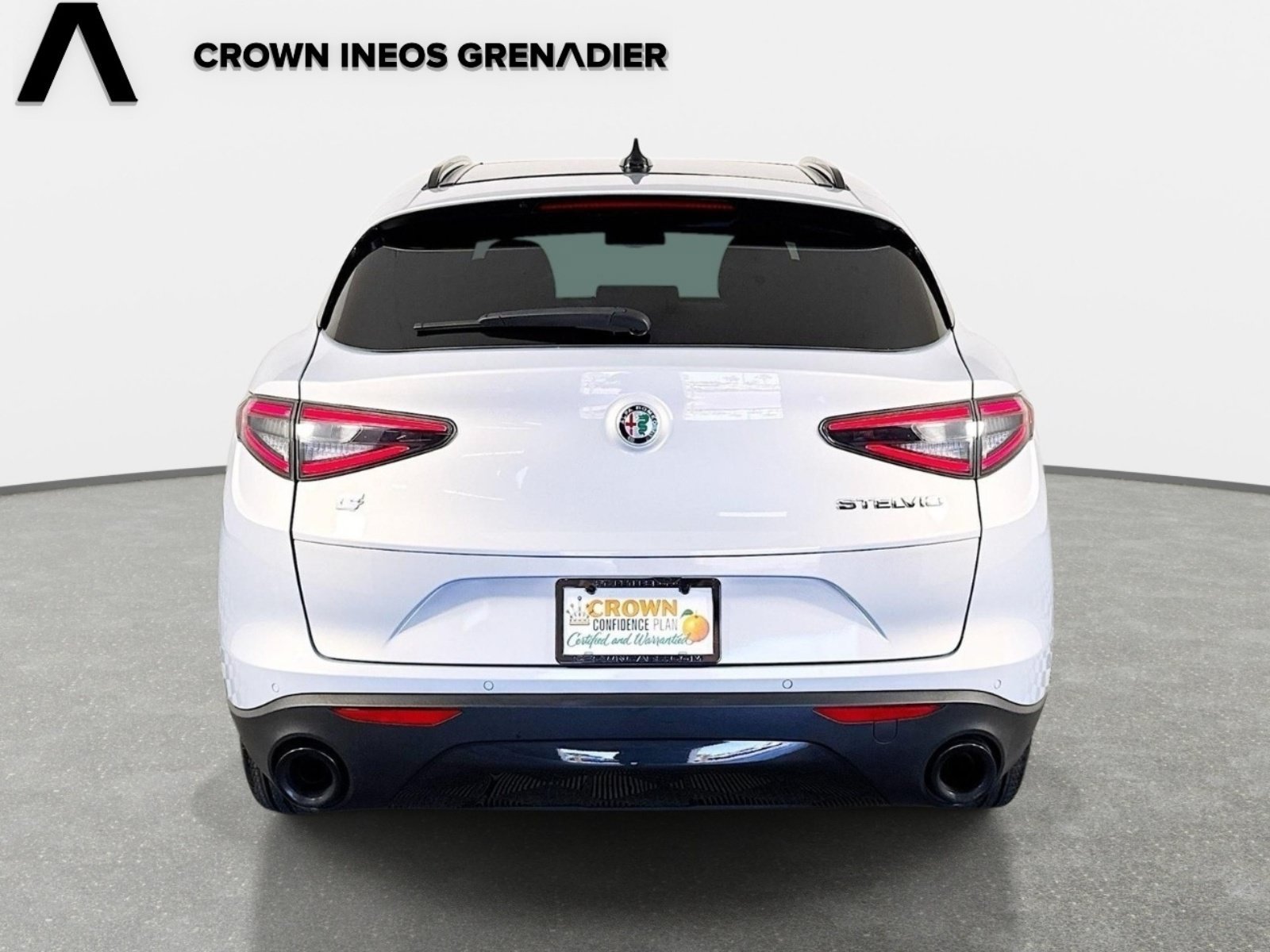 Used 2025 Alfa Romeo Stelvio Sprint AWD/4WD image 6