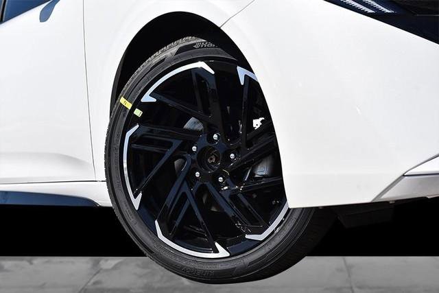 New 2026 Nissan Sentra SR image 3