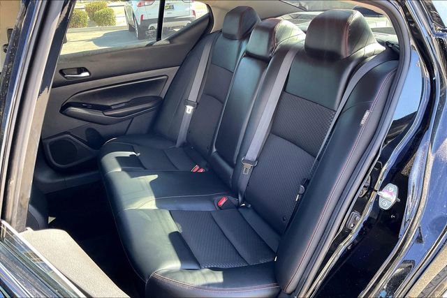 Used 2024 Nissan Altima 2.5 SR image 25