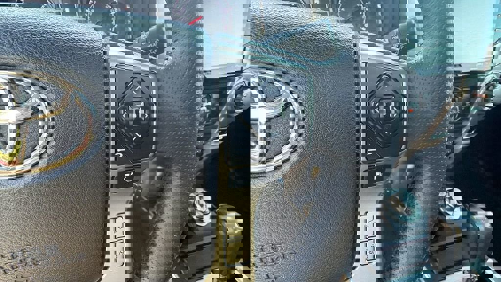 Used 2022 Toyota 4Runner SR5 Premium image 25