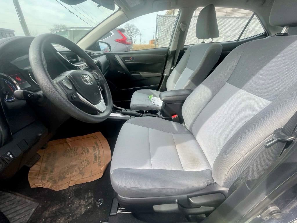 Used 2019 Toyota Corolla L image 17
