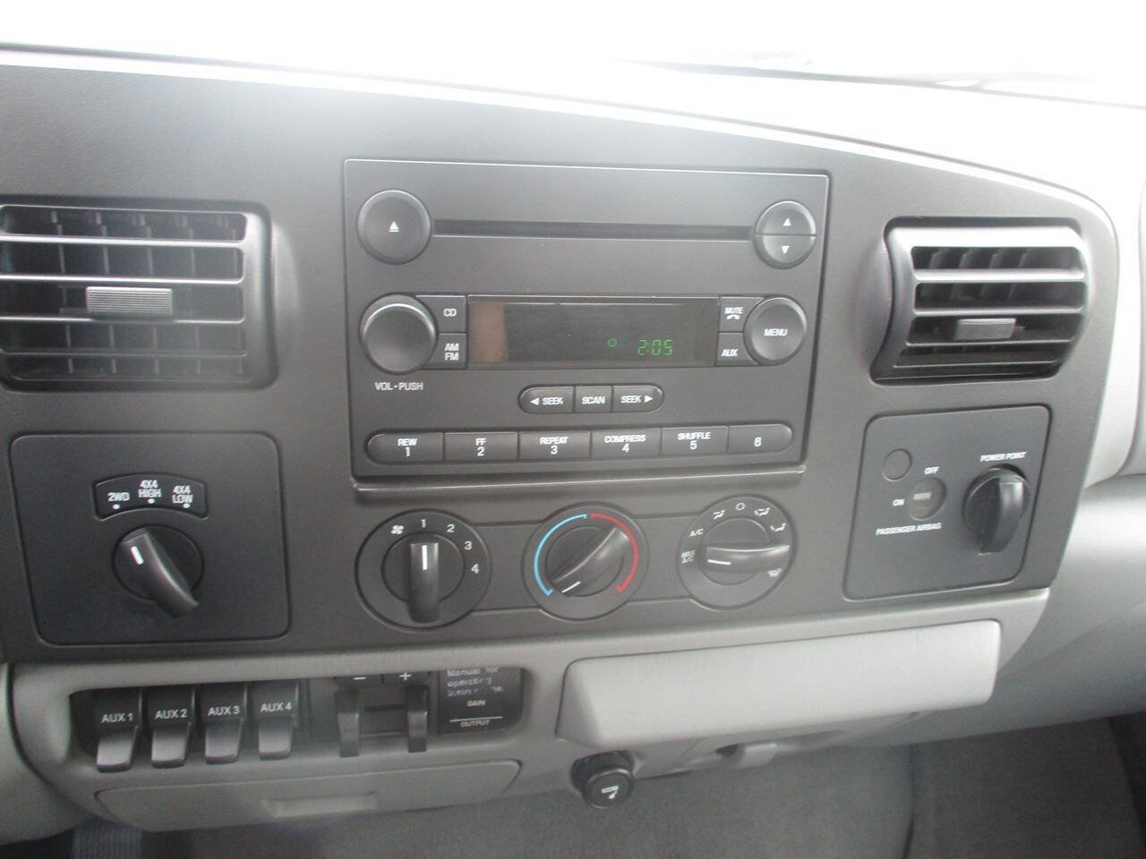 Used 2007 Ford F250 4x4 SuperCab Super Duty image 18
