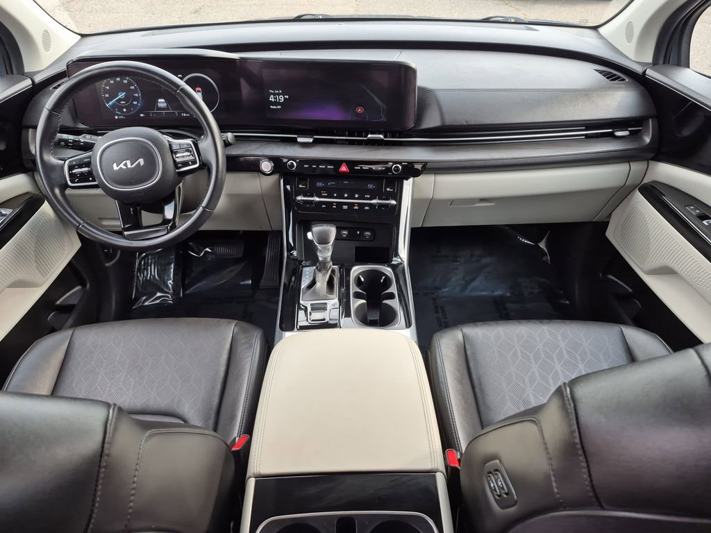 Certified 2023 Kia Carnival SX image 14