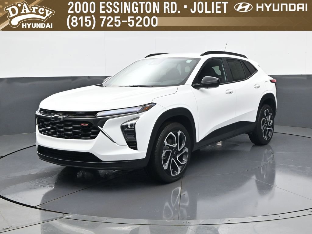 Used 2024 Chevrolet Trax RS w/ Driver Confidence Package image 1