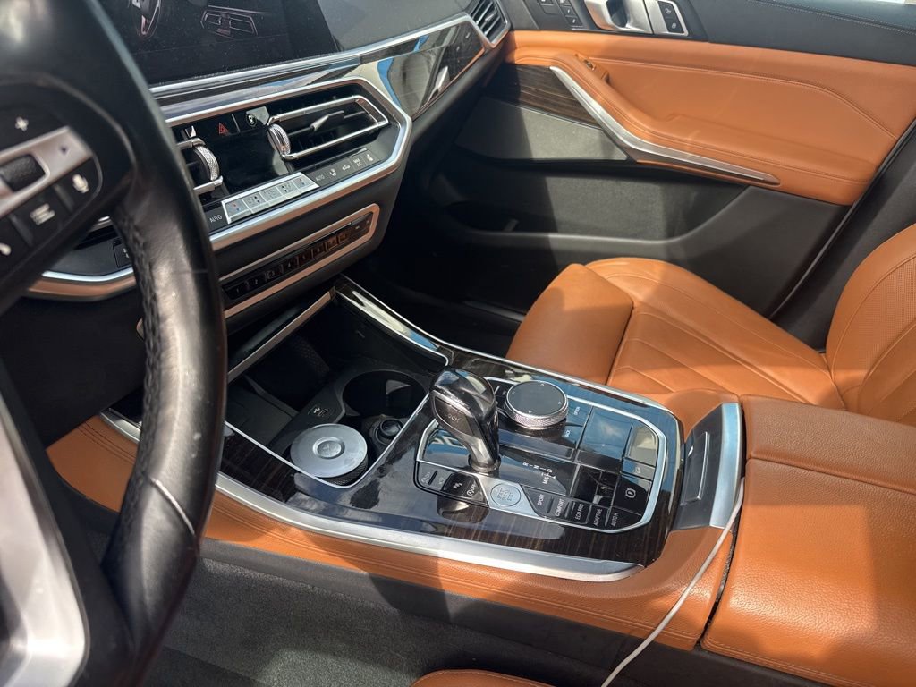 Used 2019 BMW X5 xDrive40i w/ Luxury Seating Package image 19