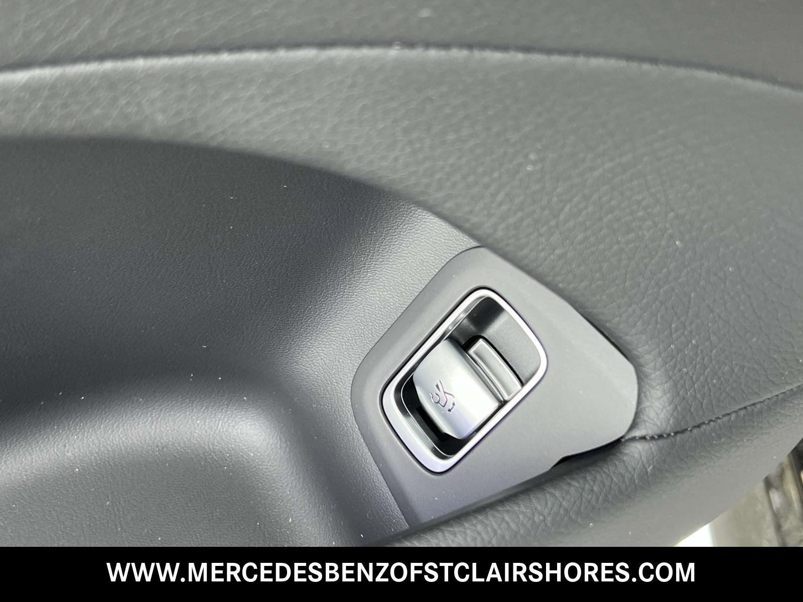 New 2025 Mercedes-Benz S 500 4MATIC image 22