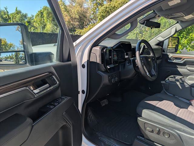 Used 2024 Chevrolet Silverado 2500 LT w/ Convenience Package AWD/4WD image 25