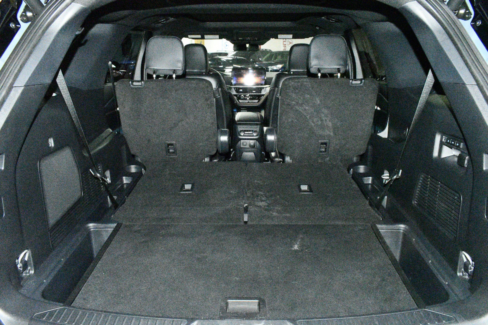 Used 2025 Ford Explorer ST w/ Sun And Sound Package image 96