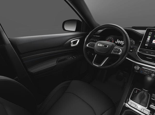 New 2026 Jeep Compass Limited image 8