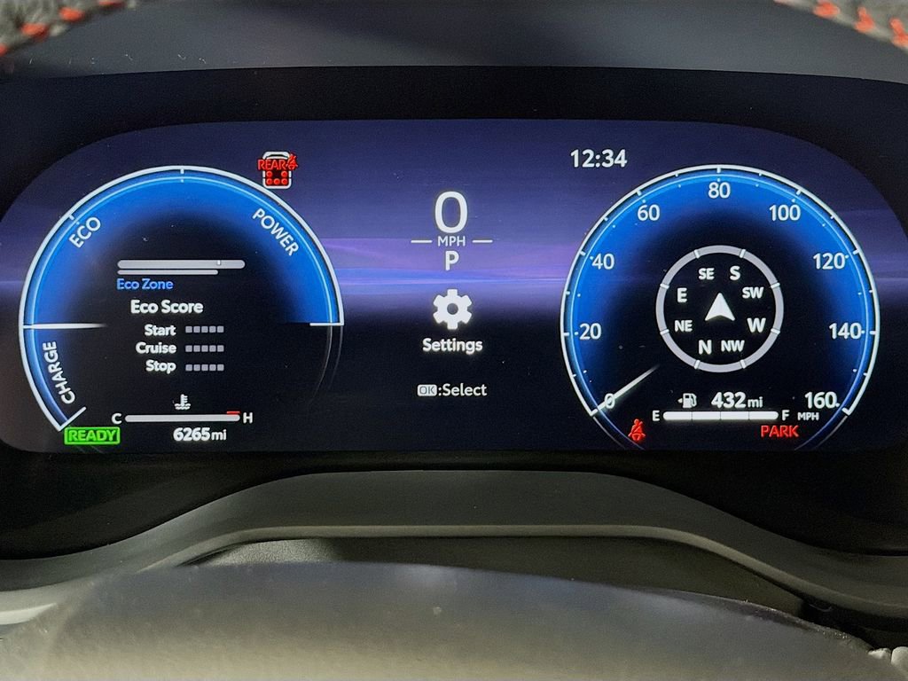 Used 2025 Toyota Sienna XSE w/ XSE Plus Package image 14