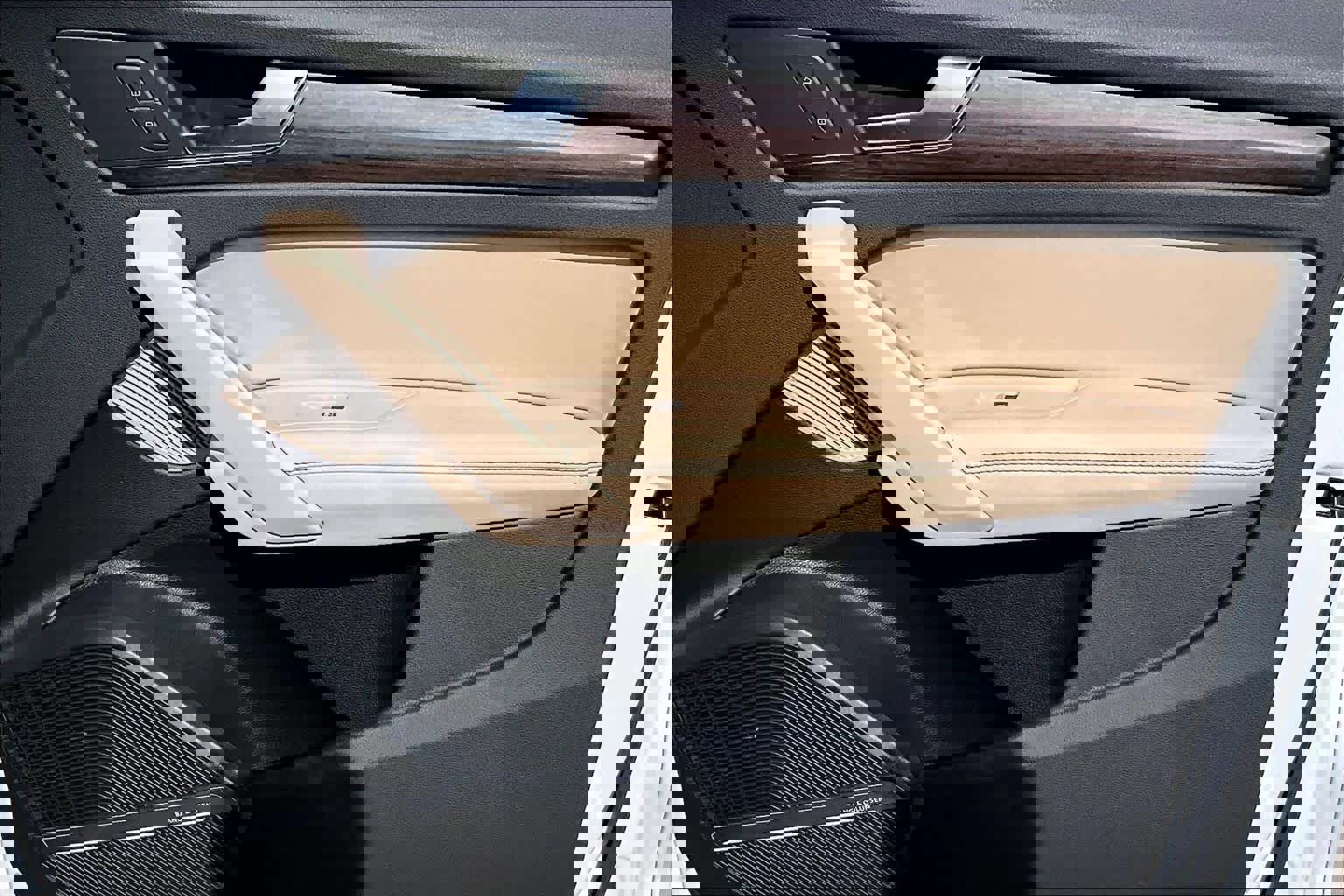 Used 2023 Audi Q5 e Prestige image 23