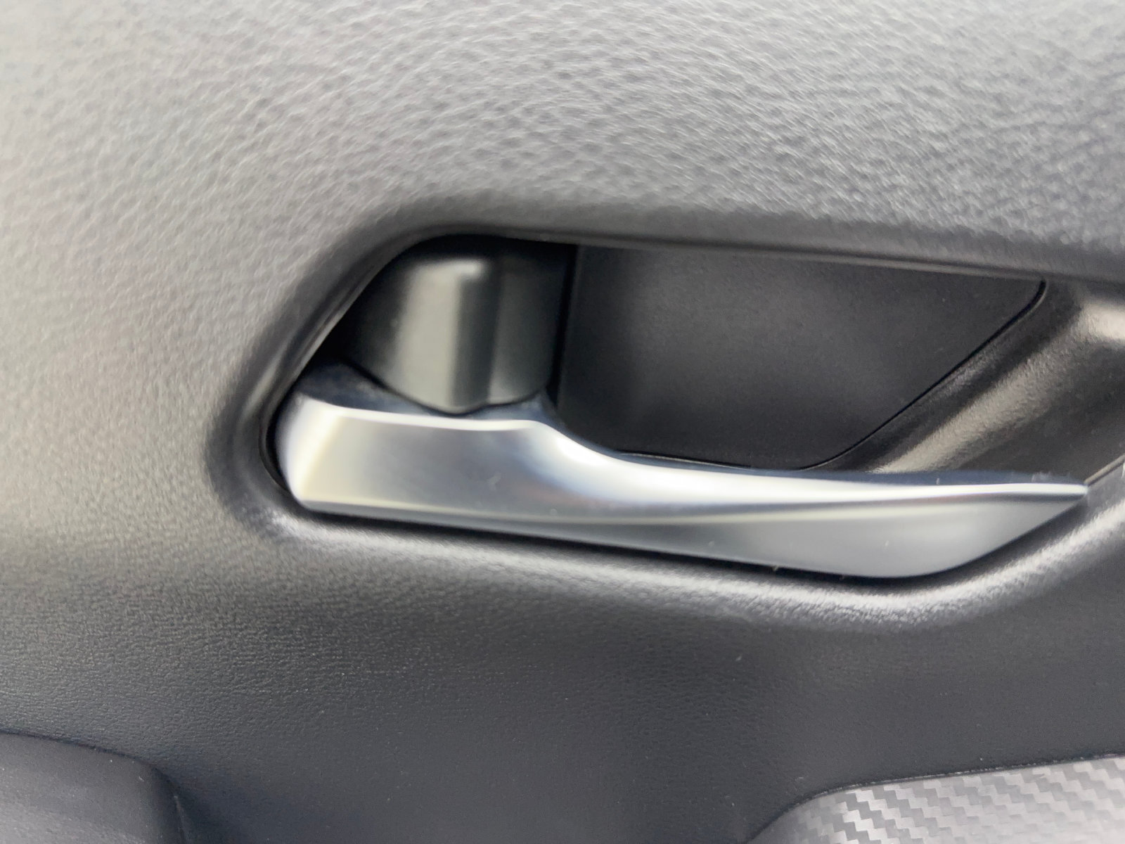 Used 2020 Nissan Sentra S FWD image 46