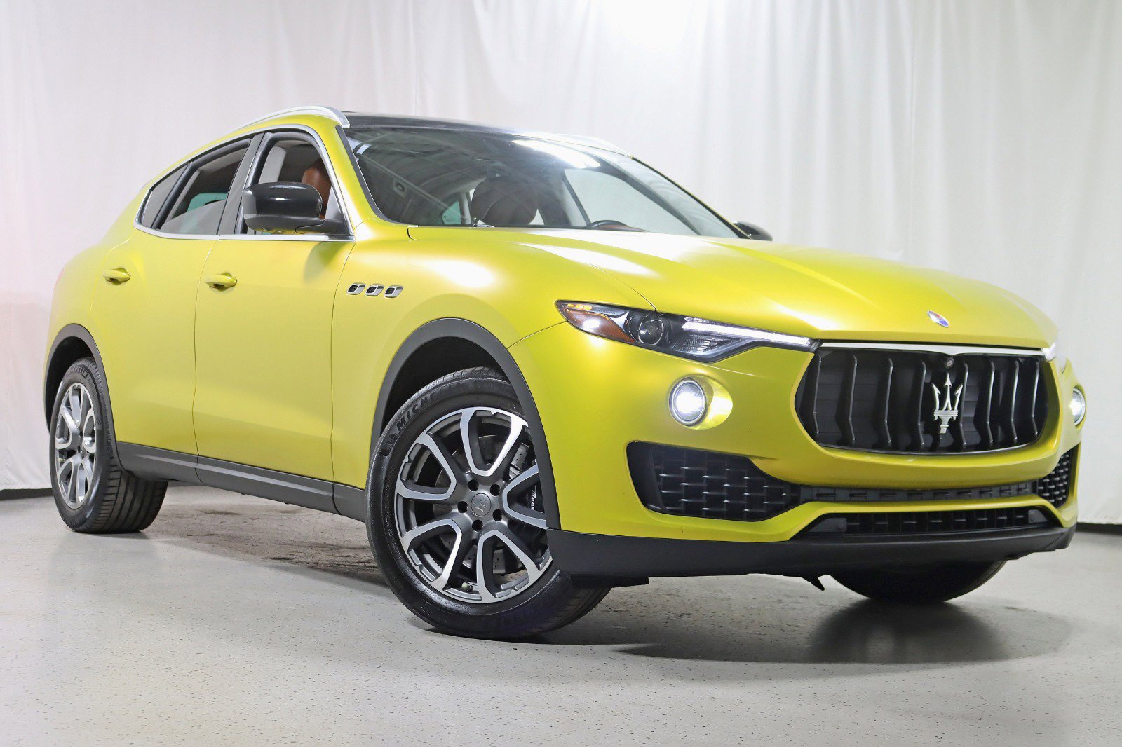 Used 2017 Maserati Levante S image 7