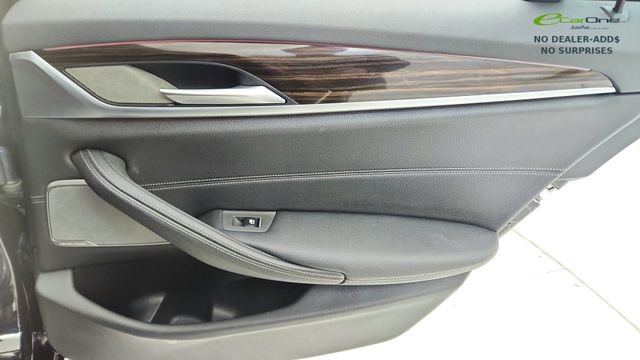 Used 2021 BMW 530i w/ Premium Package RWD image 27