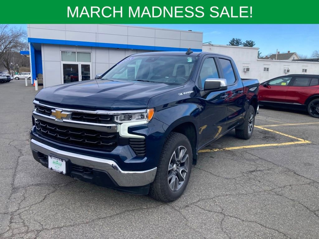 Used 2023 Chevrolet Silverado 1500 LT image 3