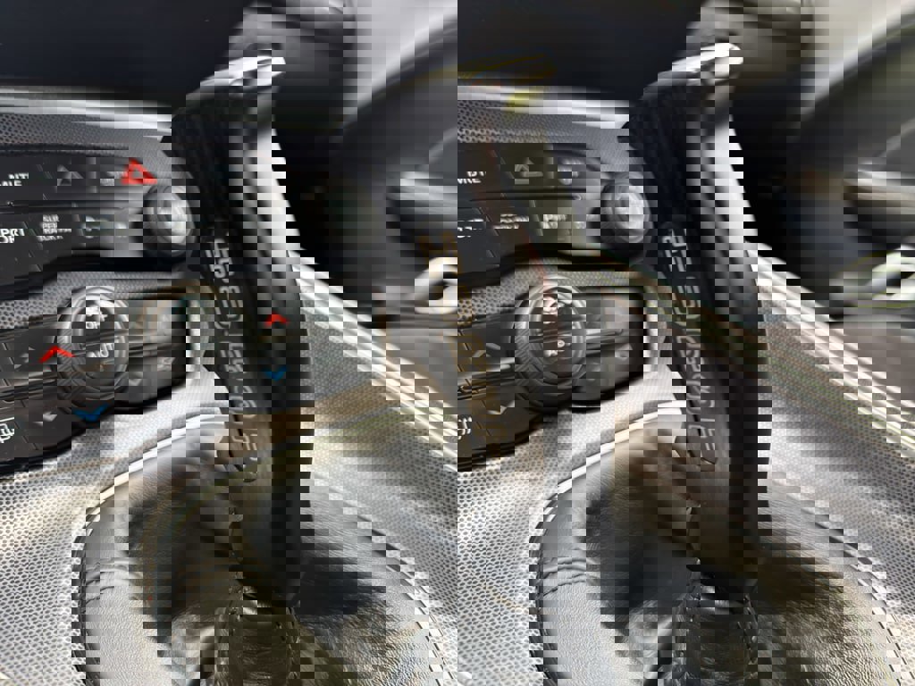 Used 2017 Dodge Challenger R/T Scat Pack w/ Leather Interior Group image 16