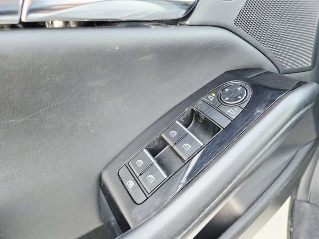 Used 2025 MAZDA MAZDA3 s image 32