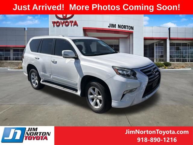 Used 2016 Lexus GX 460 w/ Navigation Package