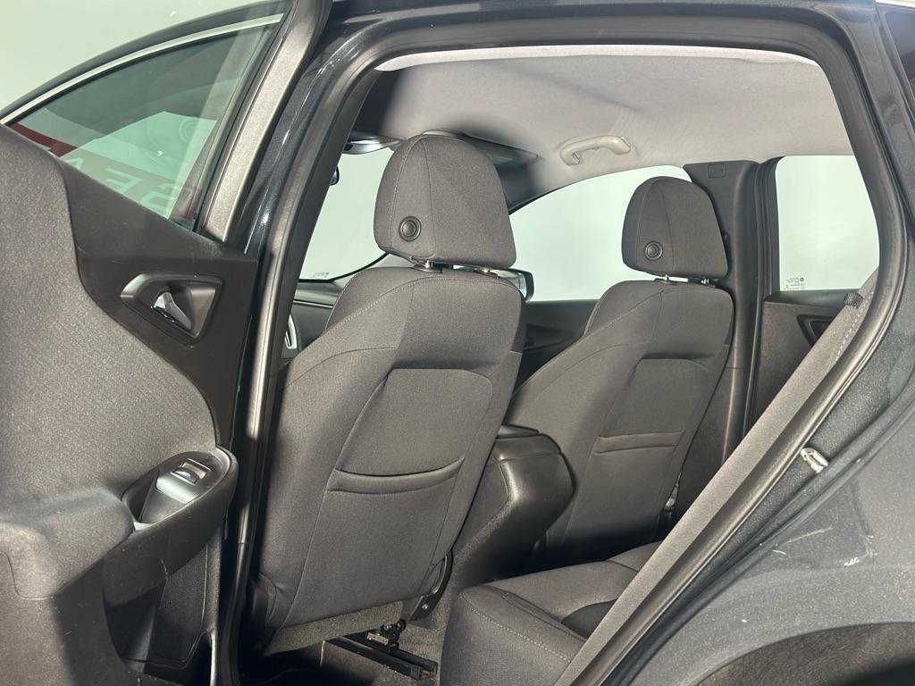 Used 2017 Chevrolet Malibu LS FWD image 11
