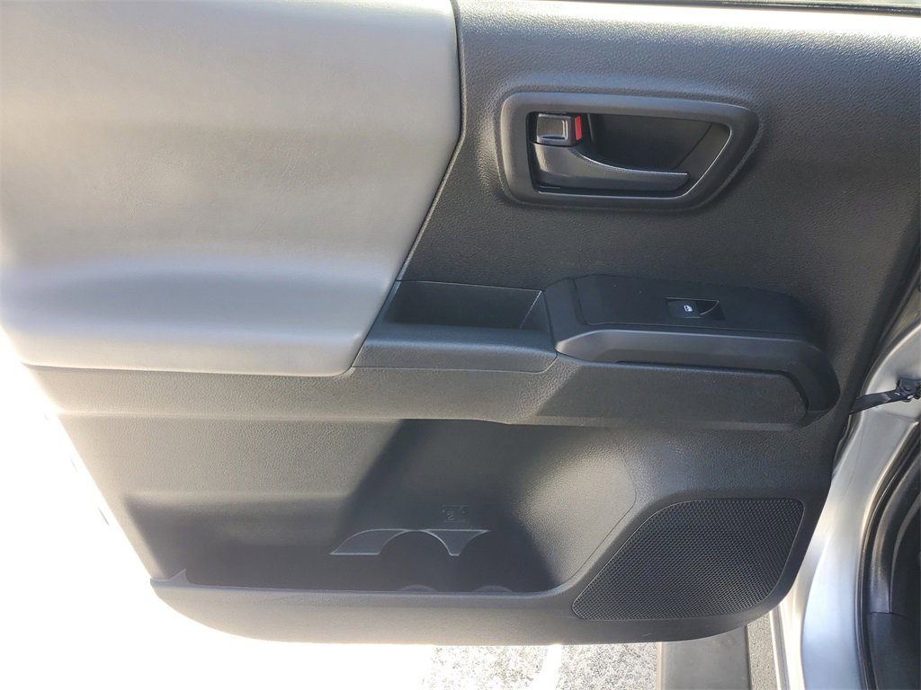 Certified 2022 Toyota Tacoma SR w/ SR Convenience Package image 12