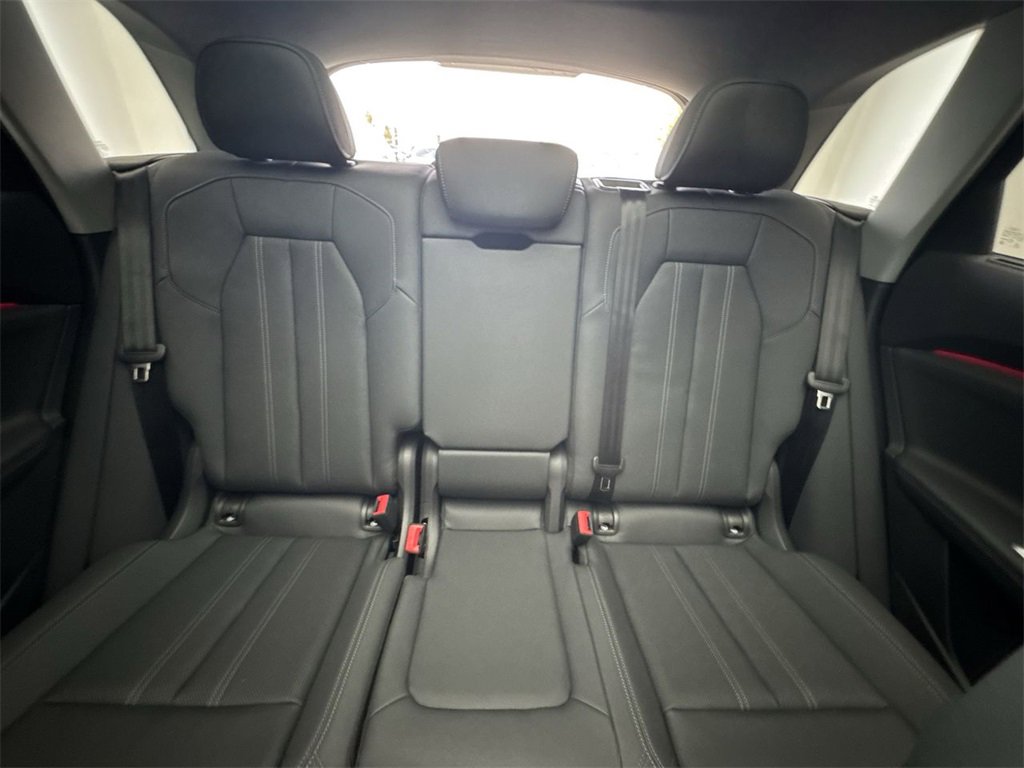 New 2025 Audi Q5 Premium Plus image 23