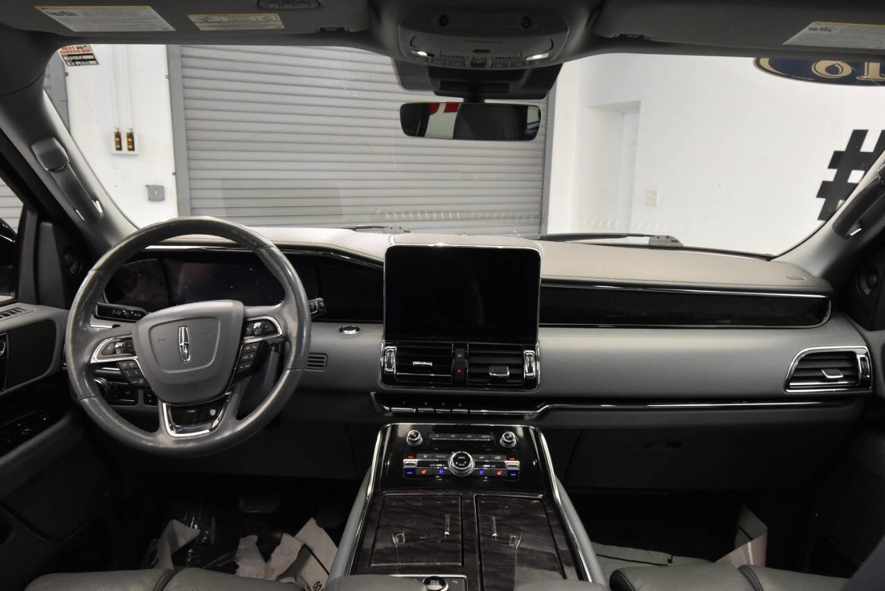 Used 2018 Lincoln Navigator Reserve w/ Technology Package image 22