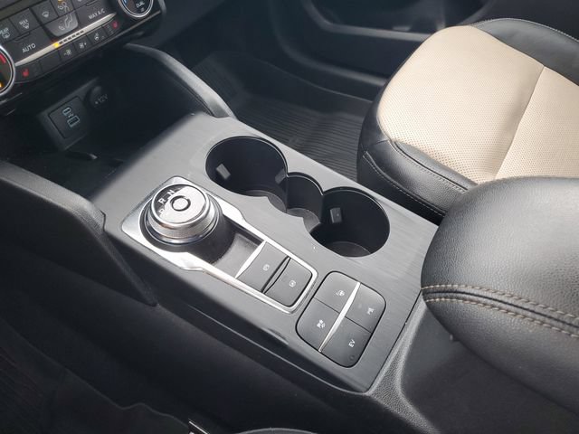 Used 2022 Ford Escape Titanium w/ Titanium Premium Package FWD image 26