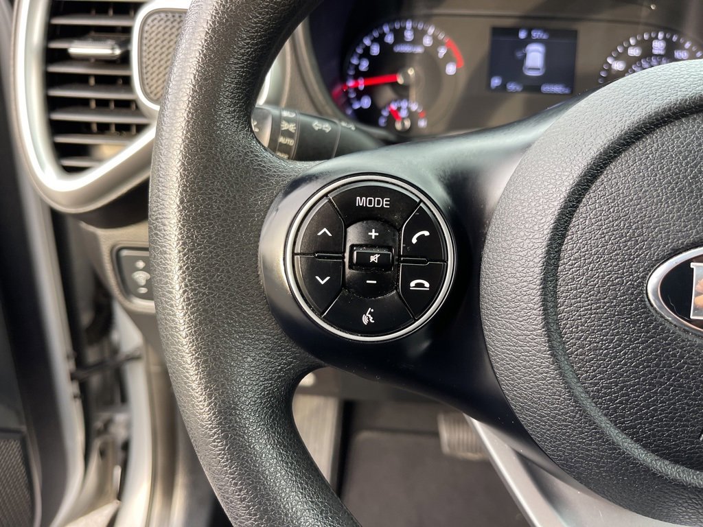Certified 2021 Kia Soul LX image 16