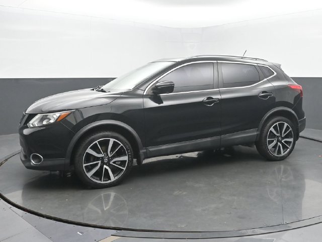 Used 2017 Nissan Rogue Sport SL w/ SL Premium Package AWD/4WD image 2