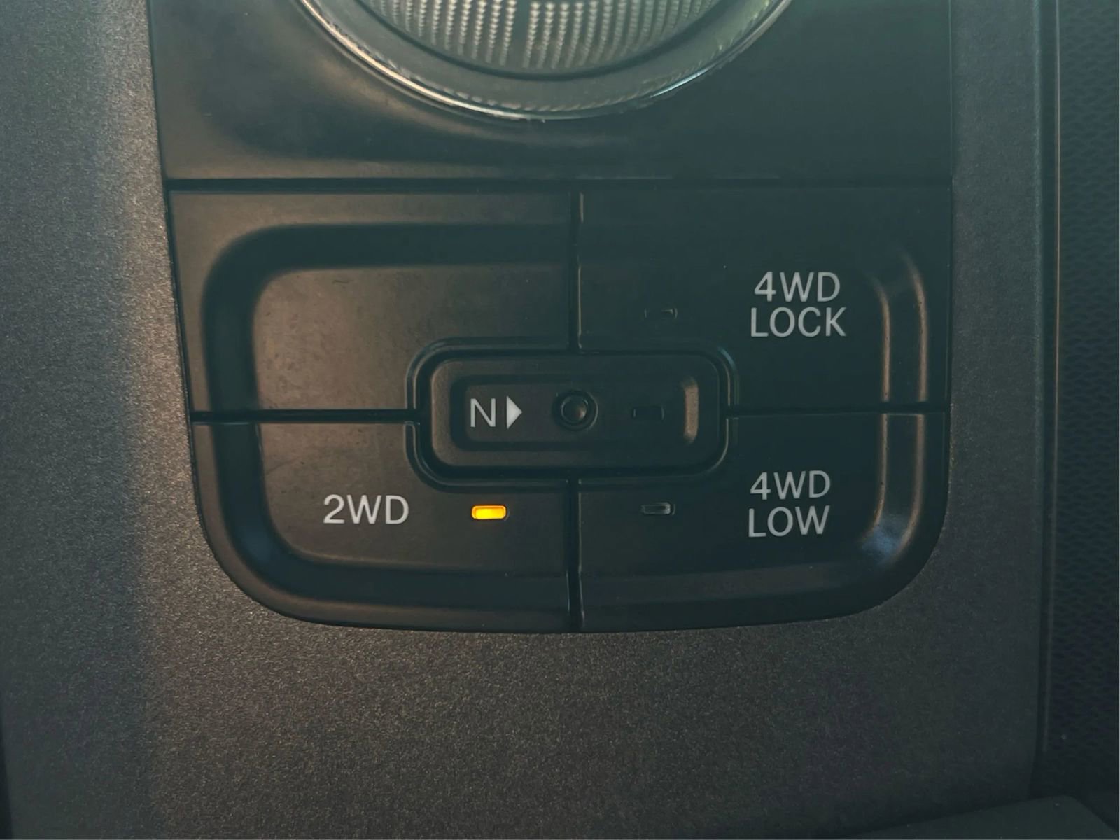 Used 2018 RAM 1500 Rebel w/ Luxury Group AWD/4WD image 40