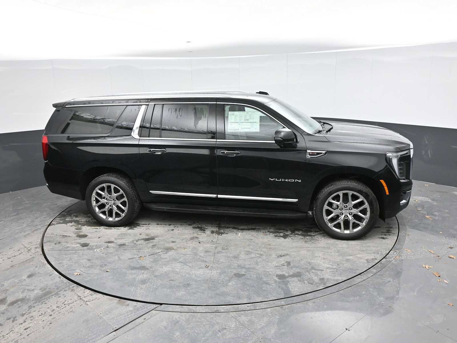 New 2026 GMC Yukon XL Elevation image 33