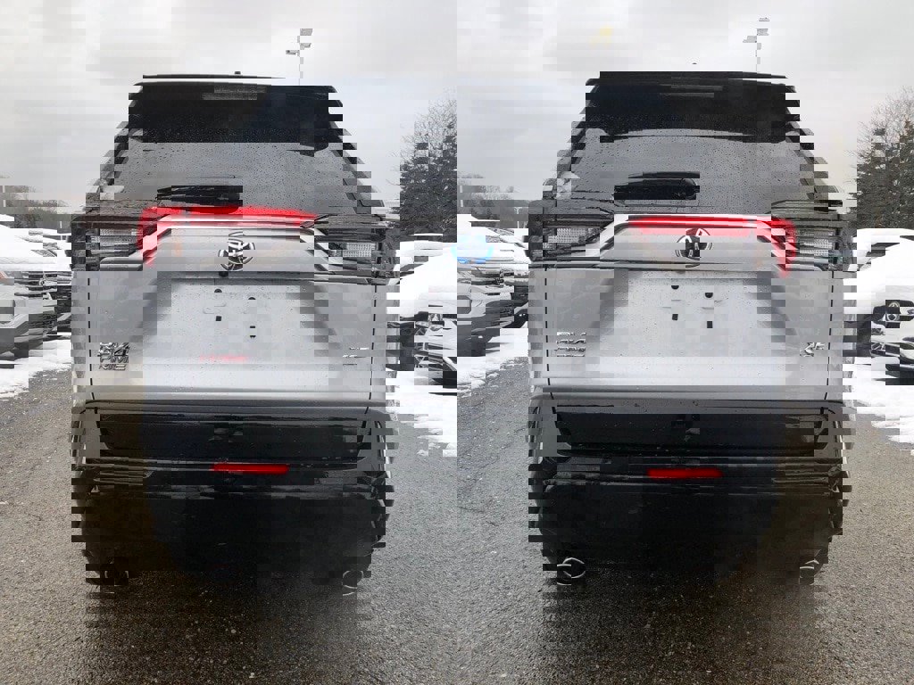 Used 2023 Toyota RAV4 XSE w/ Weather Package image 6