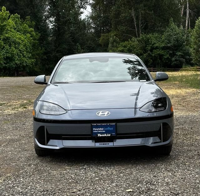 Certified 2025 Hyundai Ioniq 6 SE RWD image 3