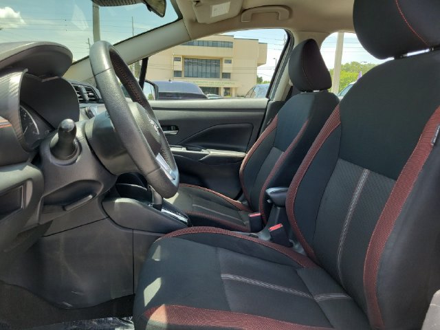 Used 2024 Nissan Versa SR FWD image 19