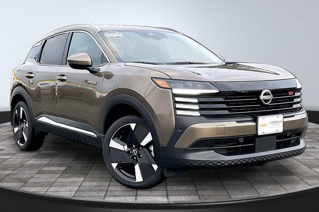 Used 2025 Nissan Kicks SR image 12