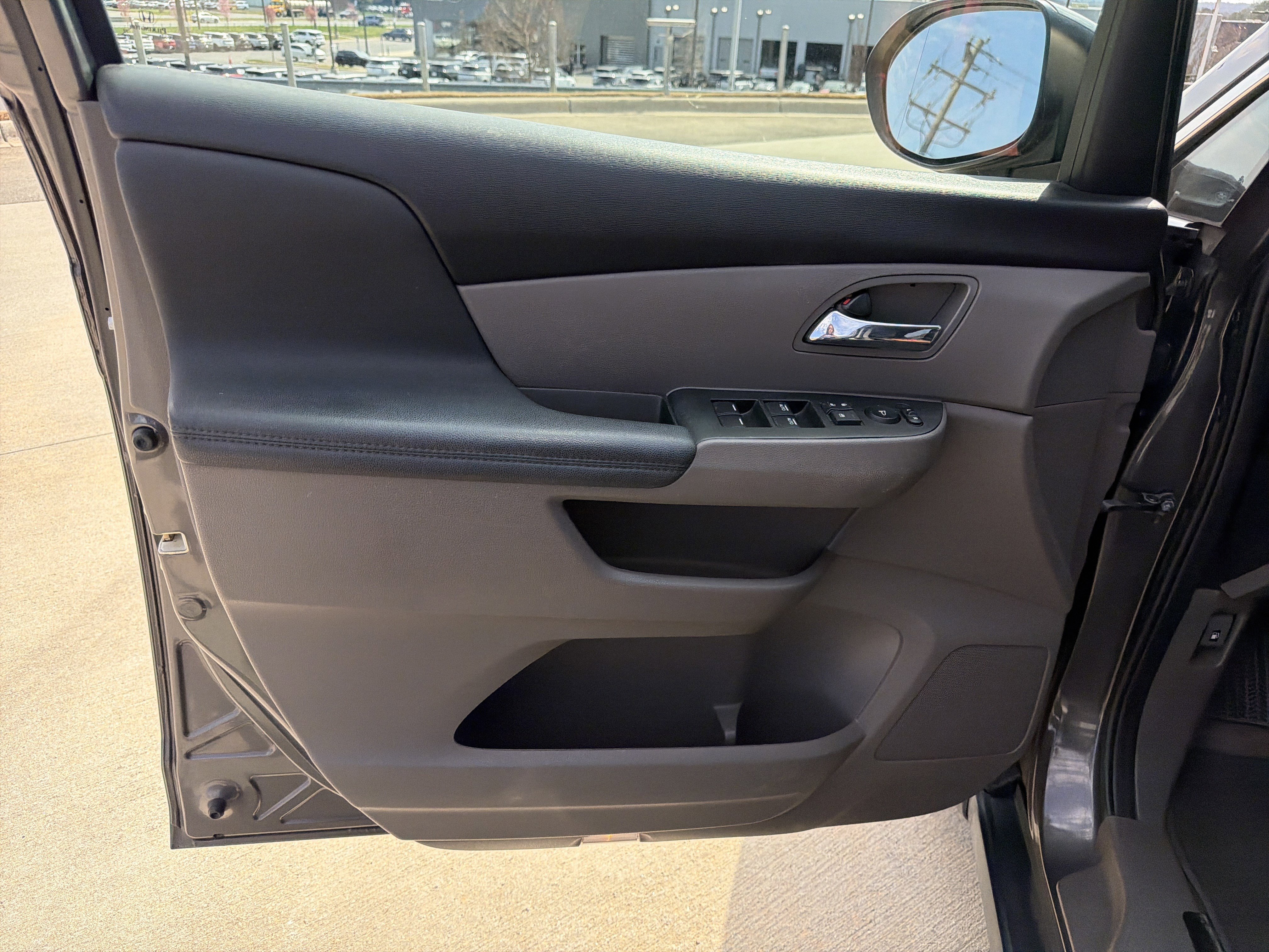 Used 2015 Honda Odyssey EX-L image 14