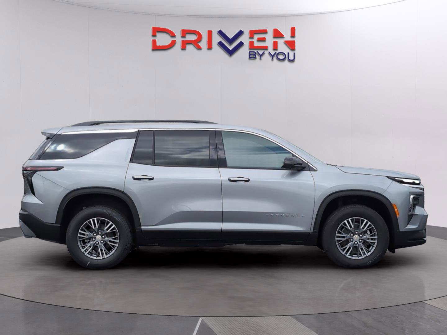 New 2026 Chevrolet Traverse LT w/ Driver Confidence Package image 6