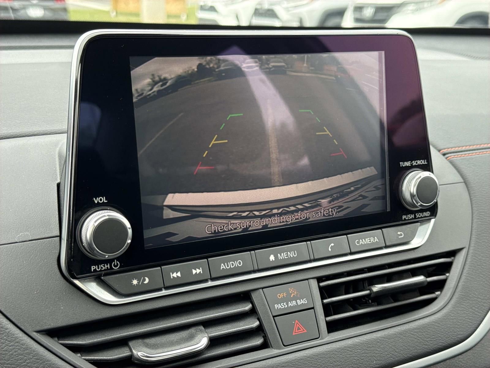 Used 2022 Nissan Altima 2.5 SR w/ Midnight Edition Package image 11