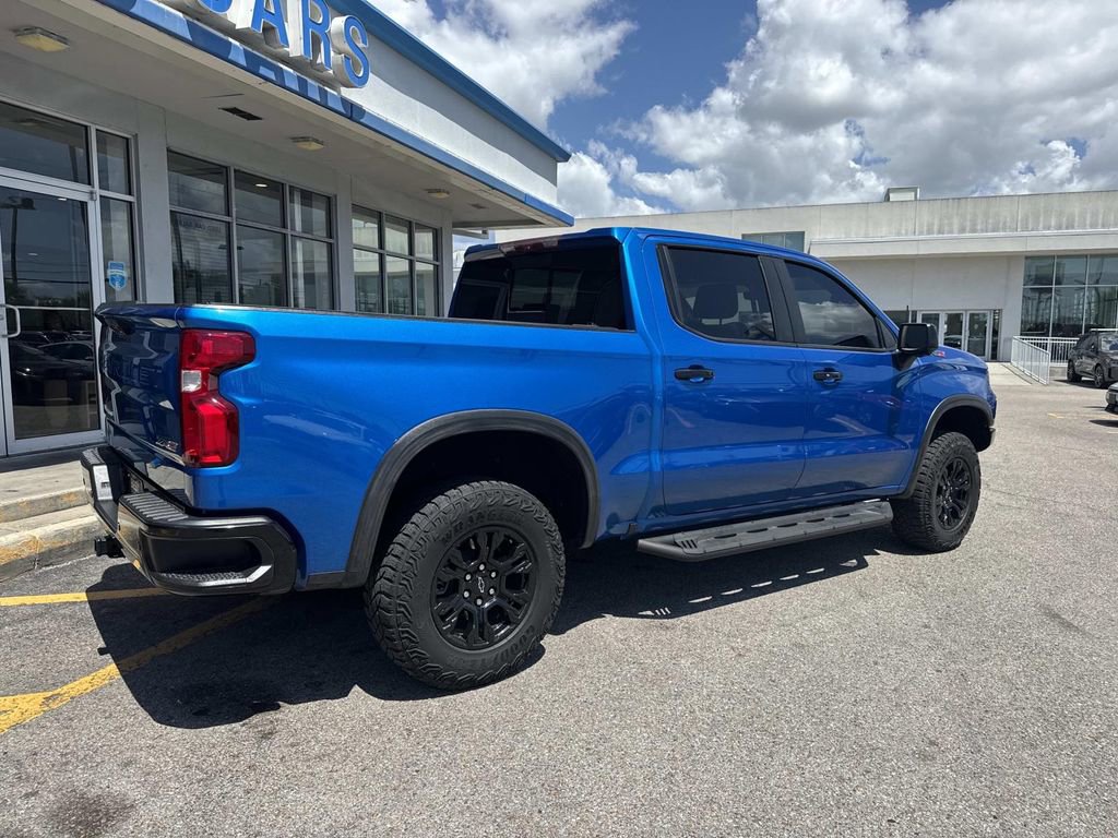 Used 2022 Chevrolet Silverado 1500 ZR2 w/ Technology Package image 8