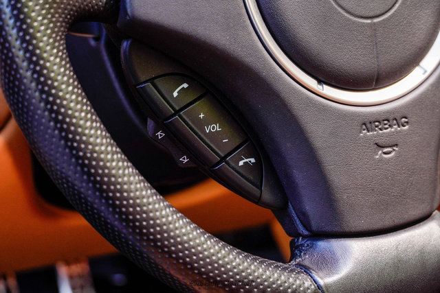 Used 2008 Aston Martin V8 Vantage Roadster RWD image 39