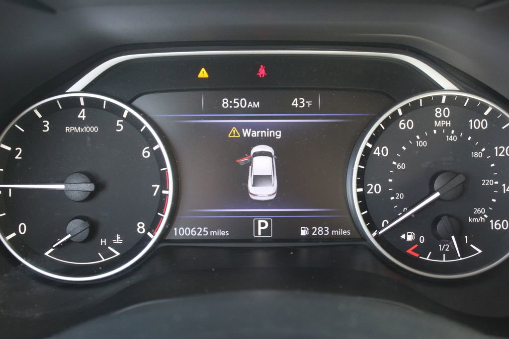 Used 2017 Nissan Maxima 3.5 SV w/ Interior Lighting Package image 18