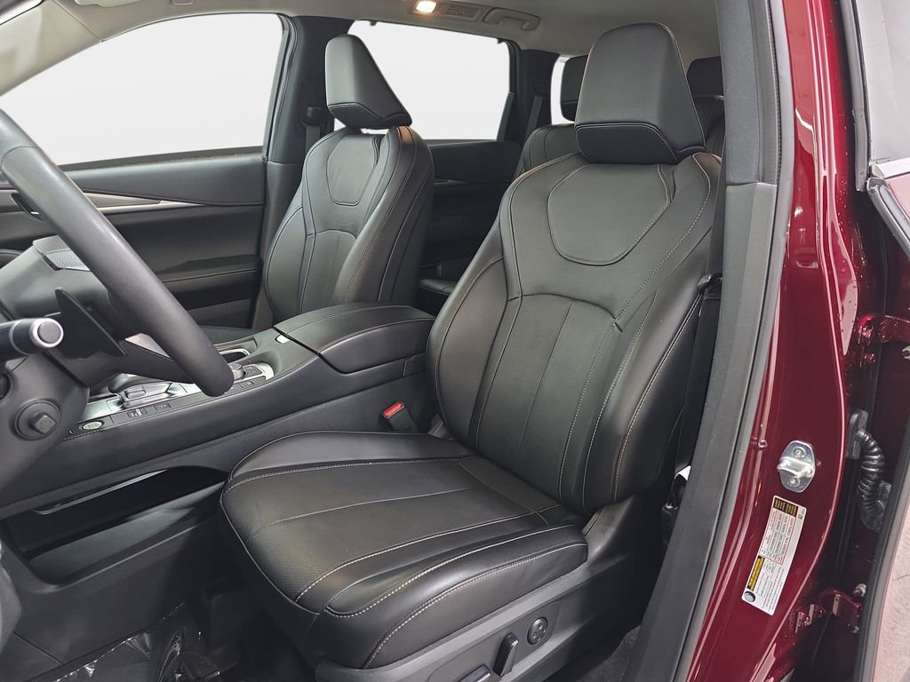 Certified 2023 INFINITI QX60 Luxe w/ Cargo Package AWD/4WD image 12