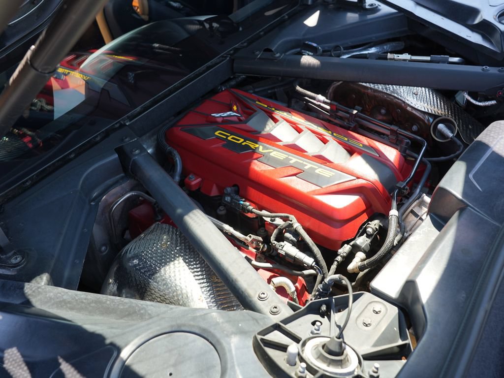 Used 2022 Chevrolet Corvette Stingray Preferred Cpe w/ Z51 Performance Package RWD image 29