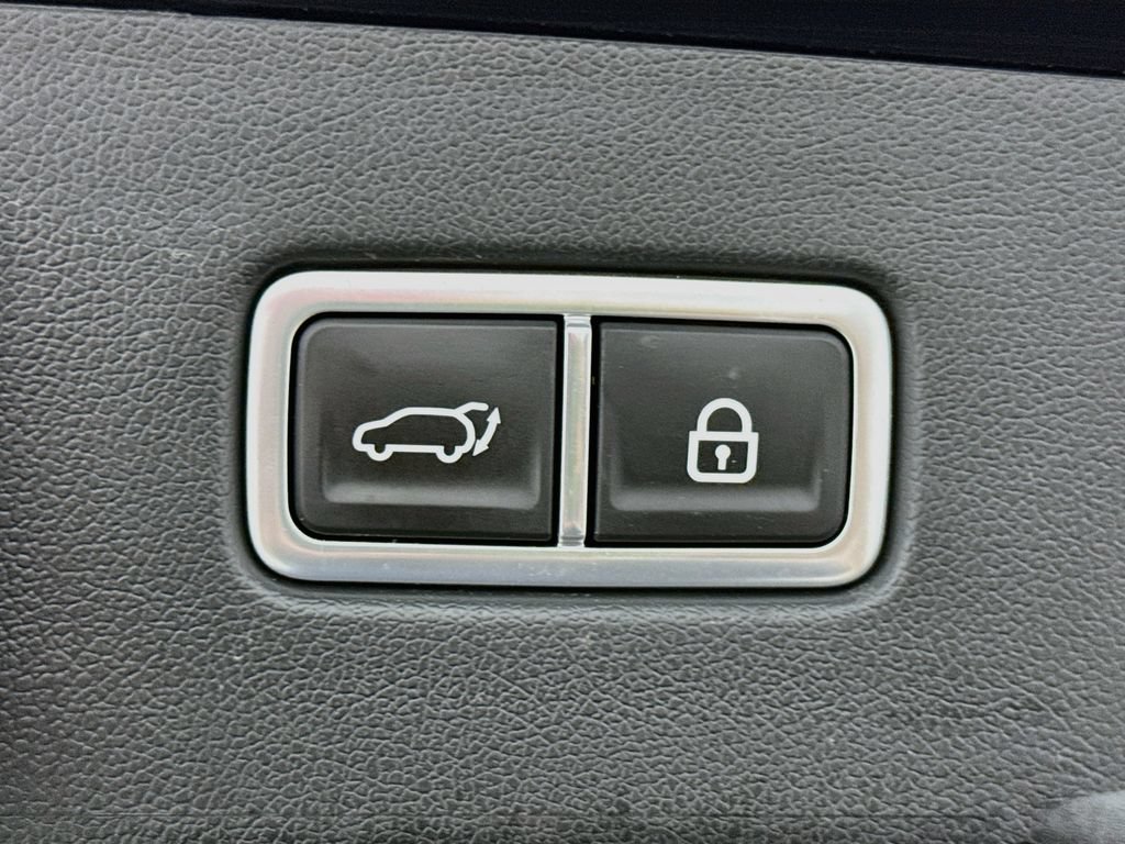 Certified 2023 Kia Sorento EX AWD/4WD image 30