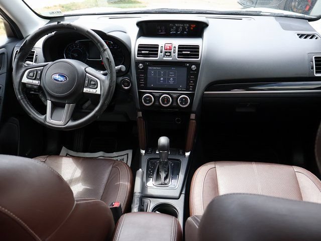 Used 2018 Subaru Forester 2.5i Touring AWD/4WD image 12
