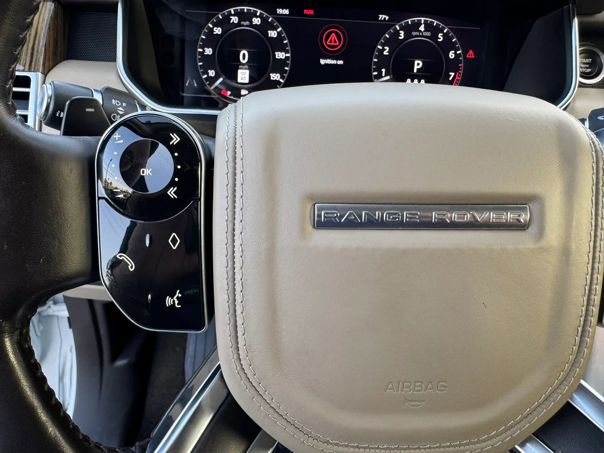 Used 2019 Land Rover Range Rover HSE AWD/4WD image 35