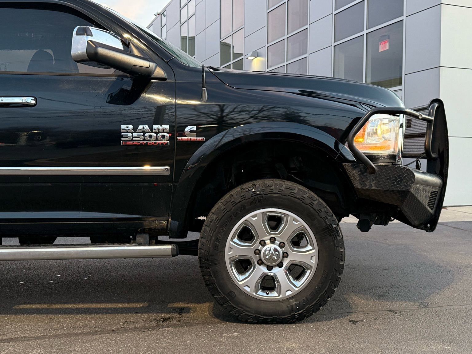 Used 2014 RAM 3500 Laramie image 9