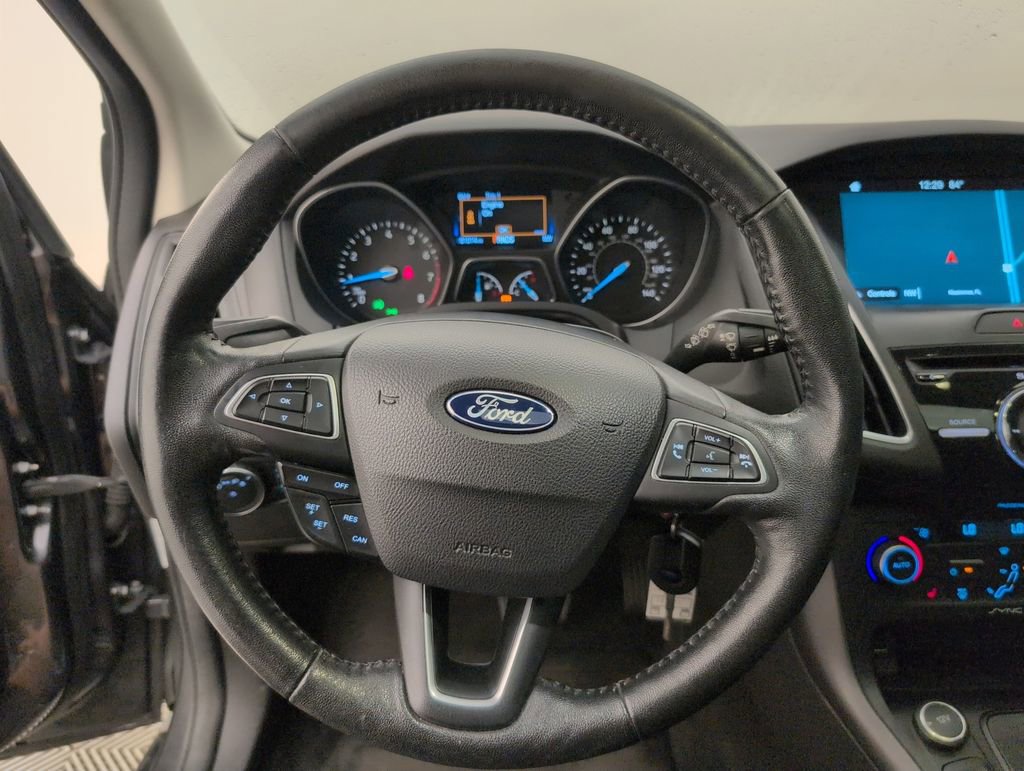 Used 2018 Ford Focus SEL w/ Cold Weather Package FWD image 35