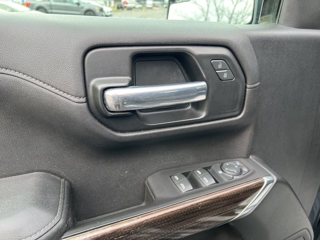 Used 2020 Chevrolet Silverado 1500 LT Trail Boss image 9